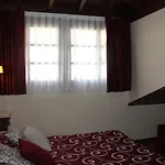 Casa Prendes فندق