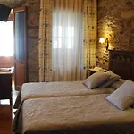 فندق Casa Prendes 2*